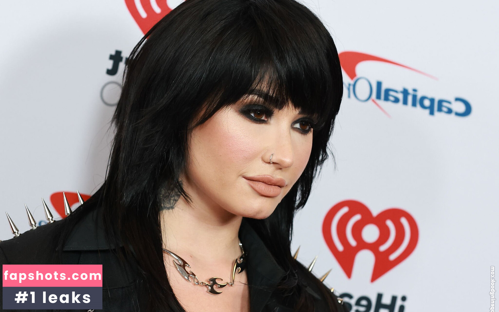 Demi Lovato gallery photo #561