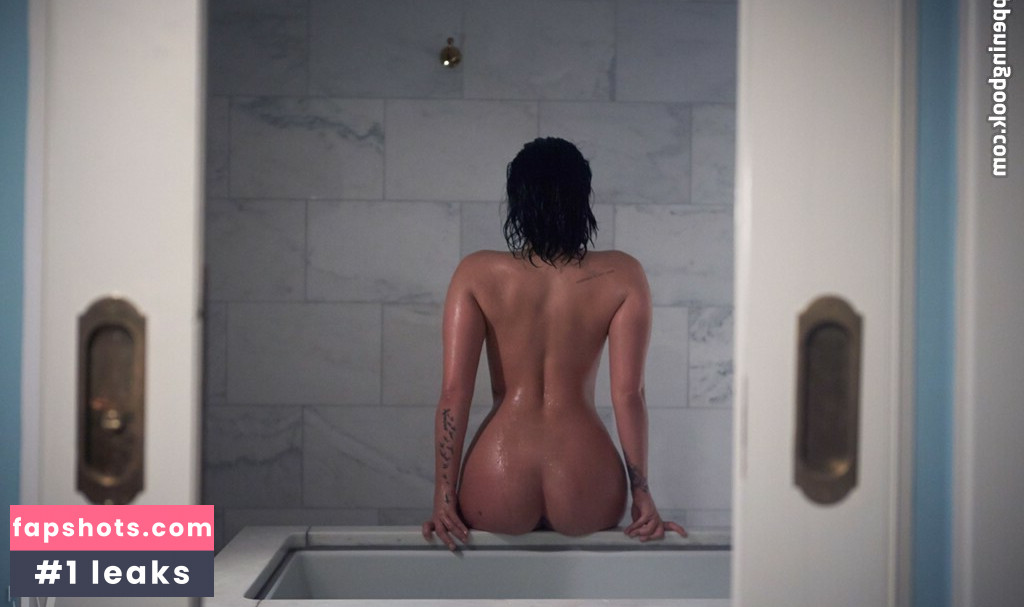Demi Lovato gallery photo #589