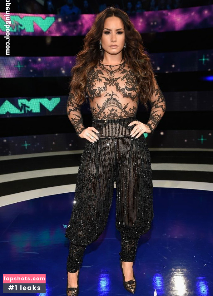 Demi Lovato gallery photo #618