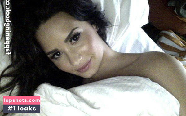 Demi Lovato gallery photo #629