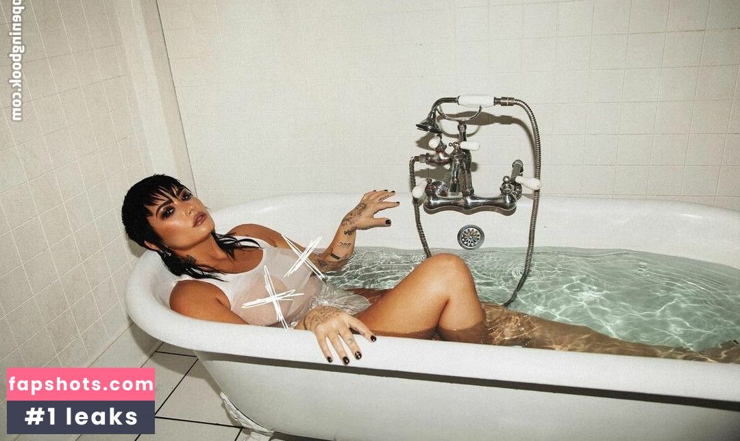 Demi Lovato gallery photo #680