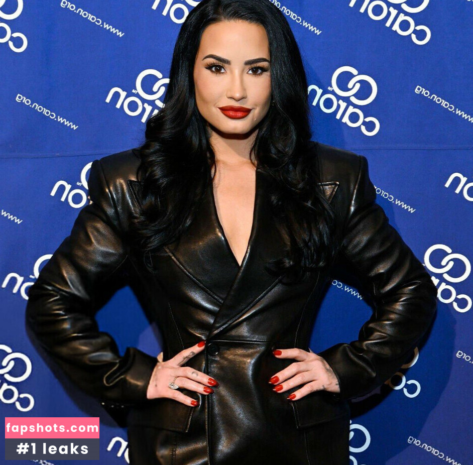Demi Lovato gallery photo #69
