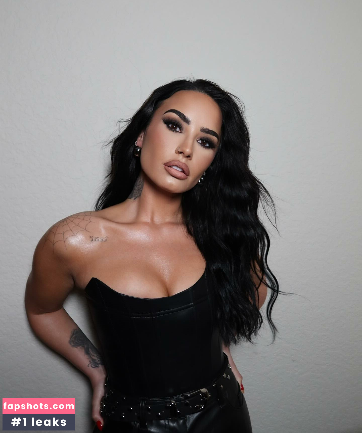 Demi Lovato gallery photo #78