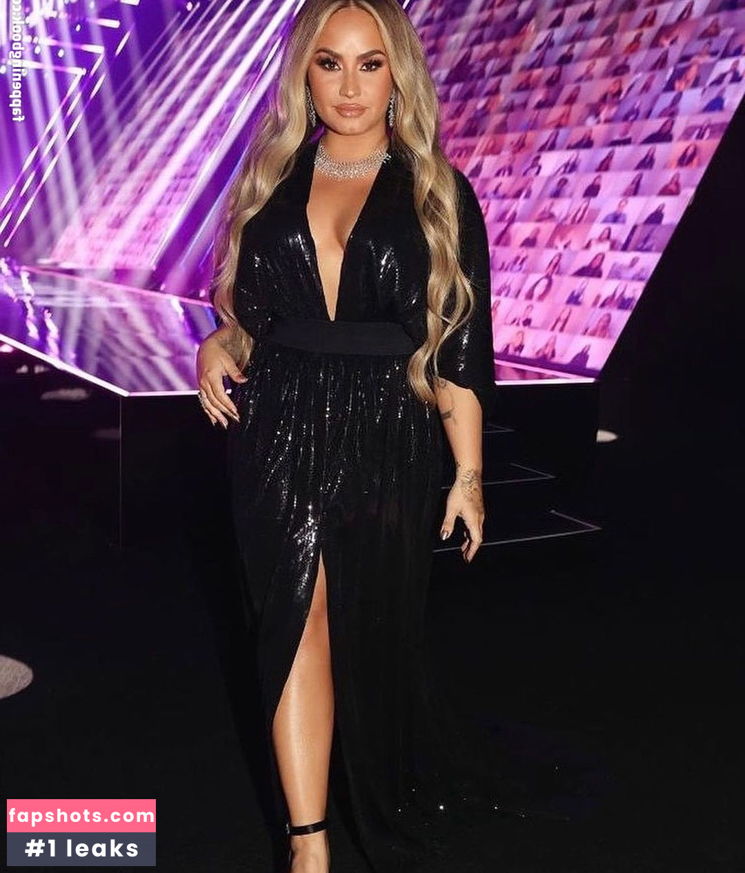 Demi Lovato gallery photo #789