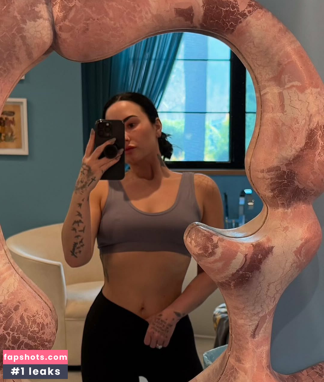 Demi Lovato gallery photo #80