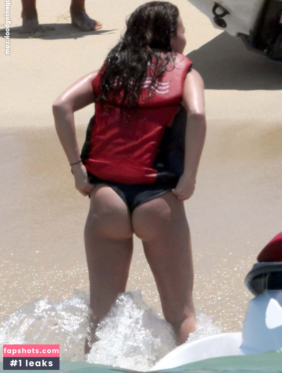 Demi Lovato gallery photo #805