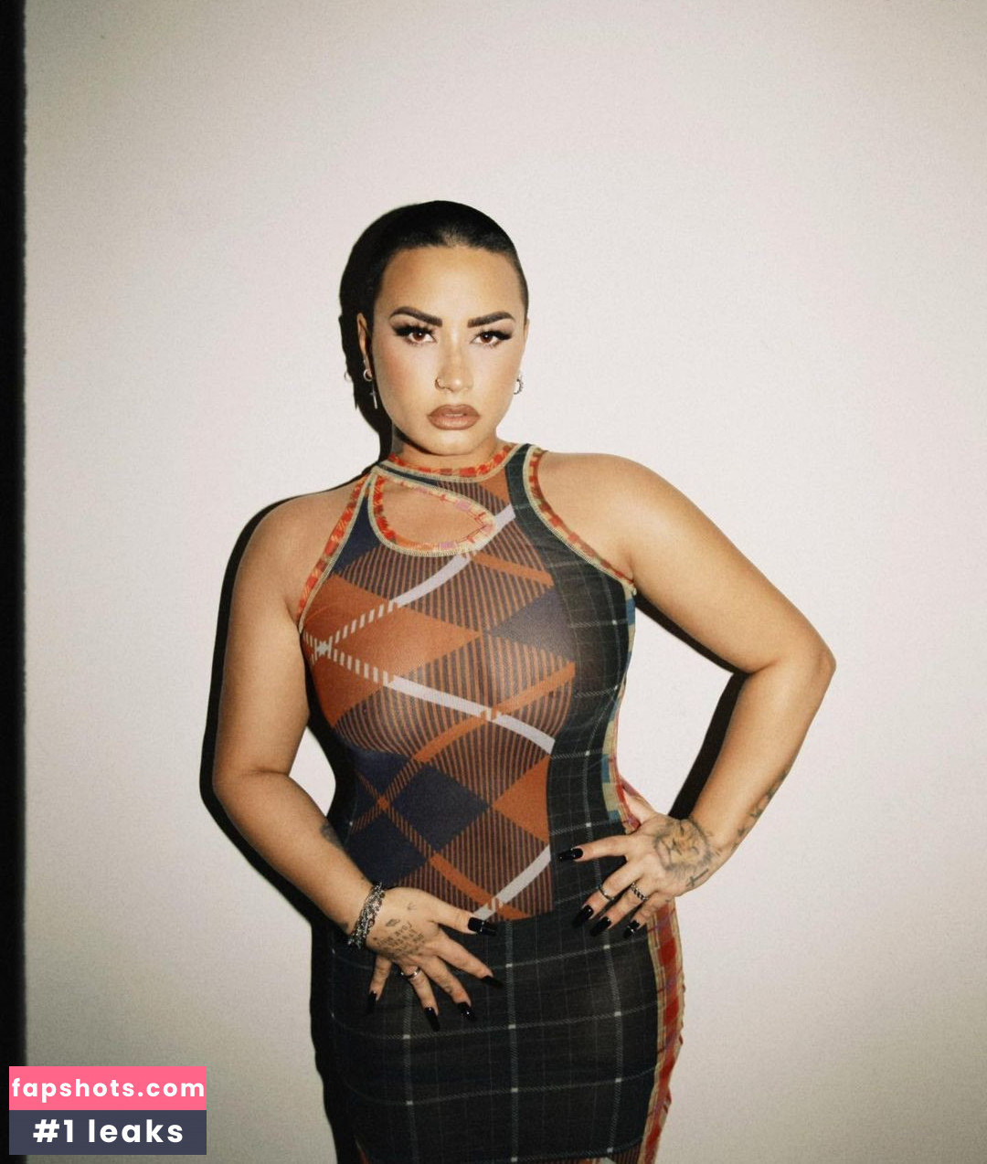 Demi Lovato gallery photo #806