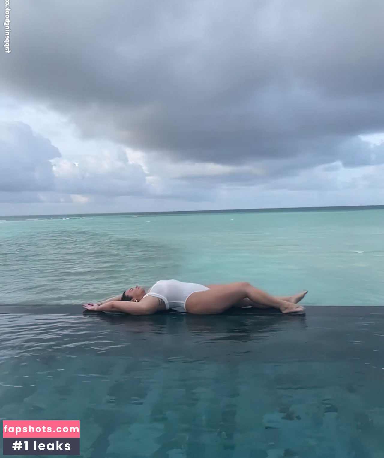 Demi Lovato gallery photo #865