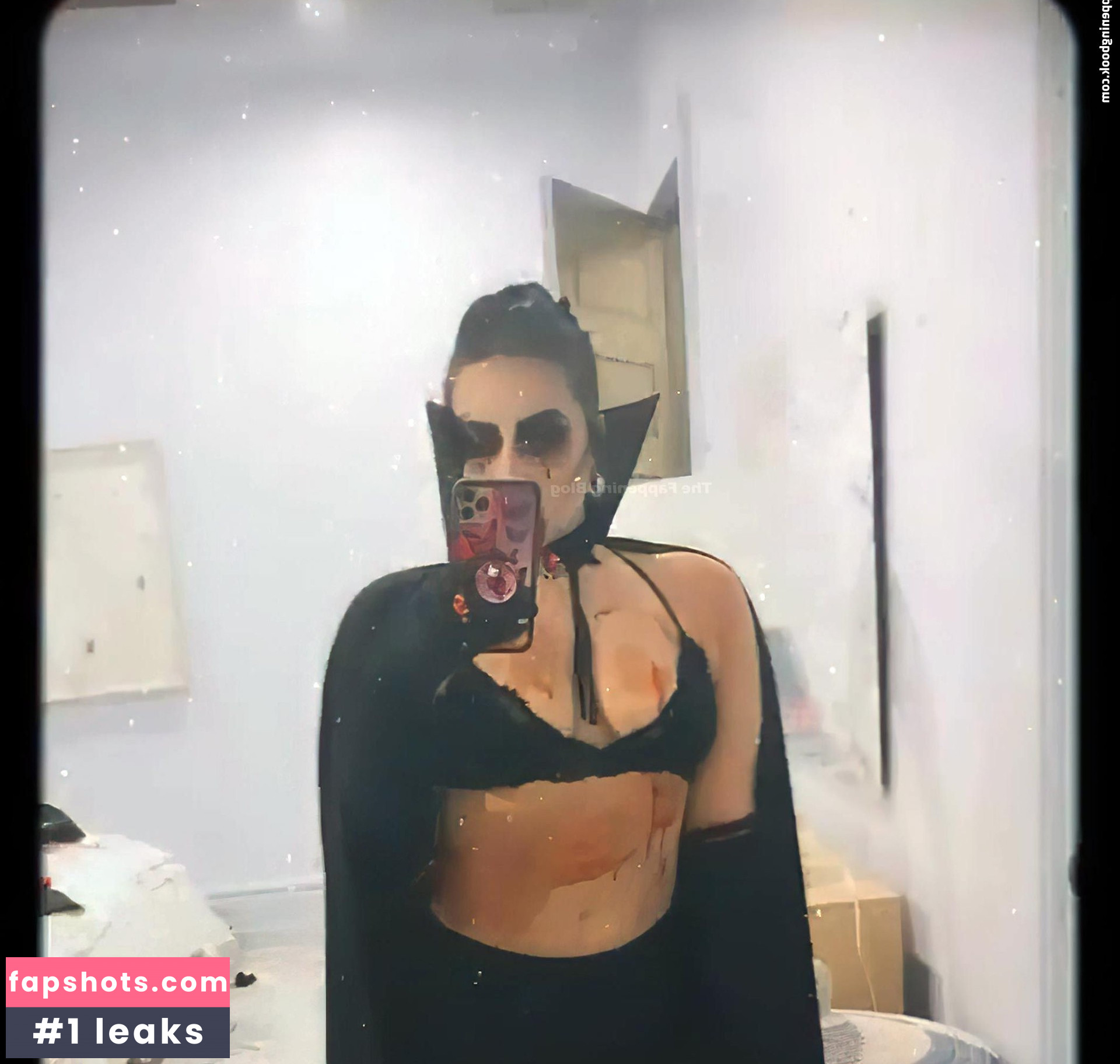 Demi Lovato gallery photo #967