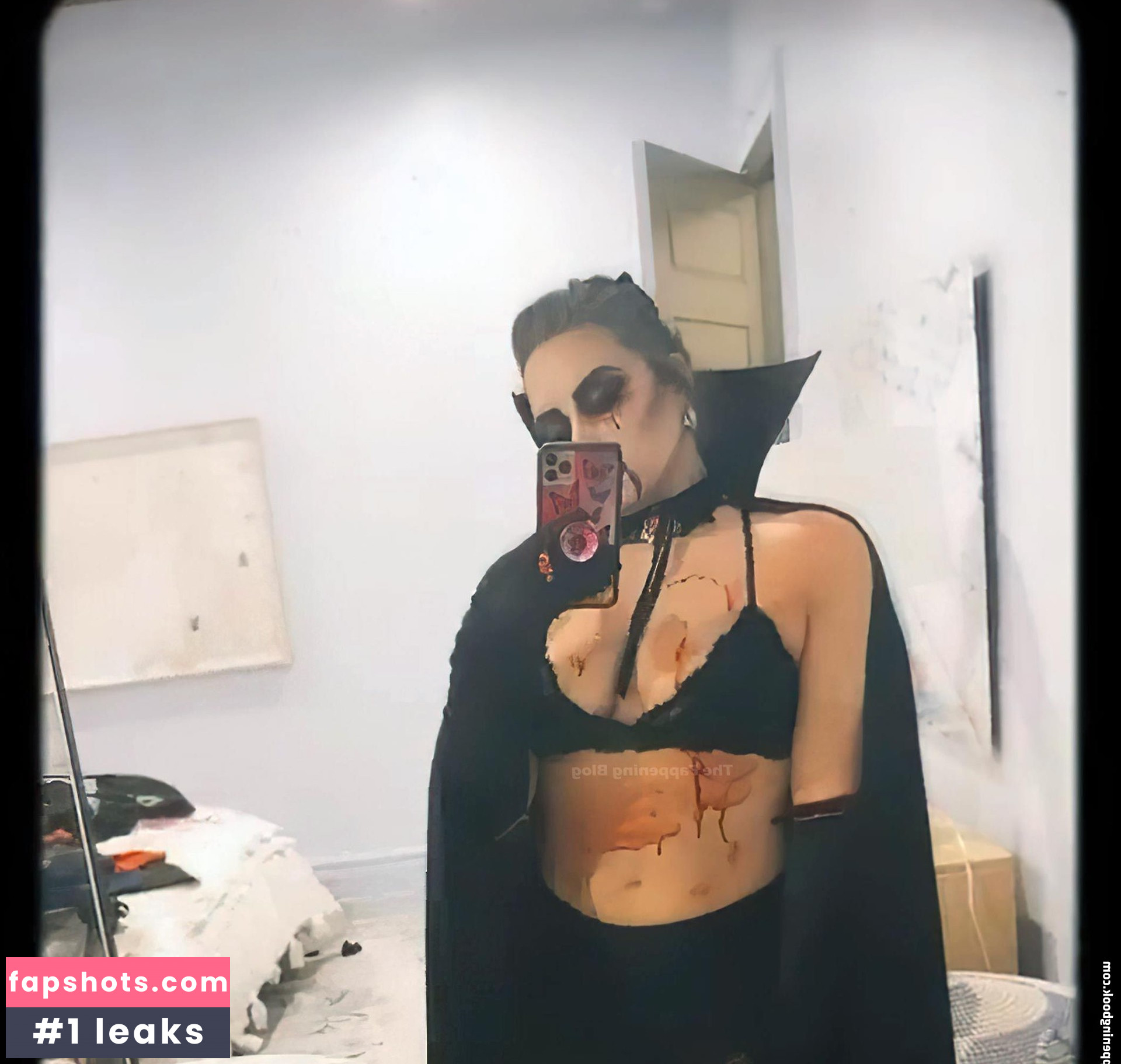 Demi Lovato gallery photo #971