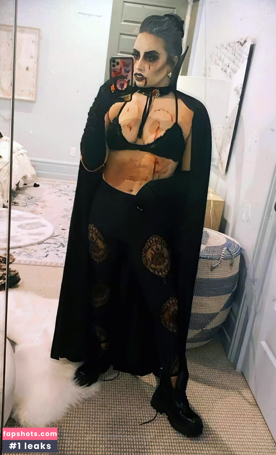 Demi Lovato gallery photo #974