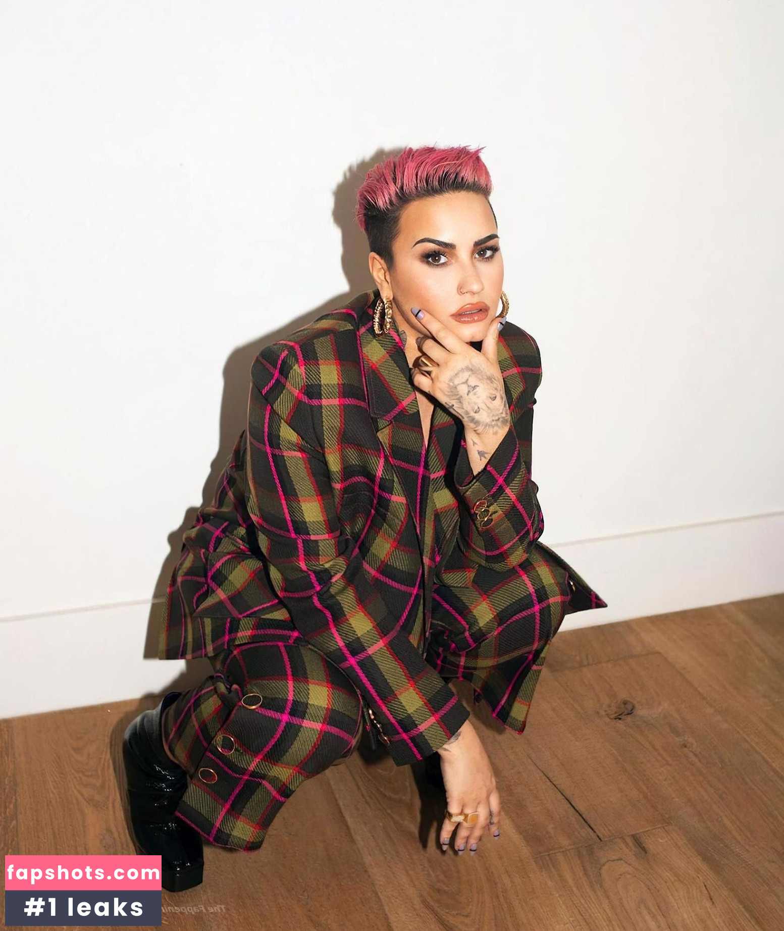 Demi Lovato gallery photo #997