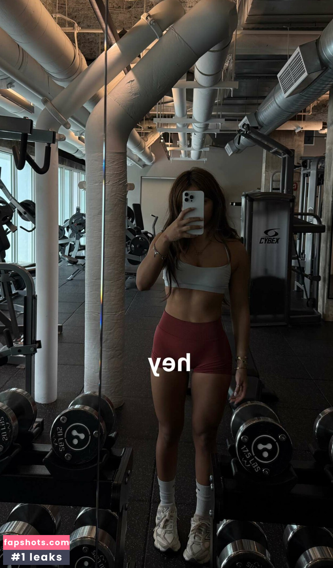 Demisux gallery photo #13