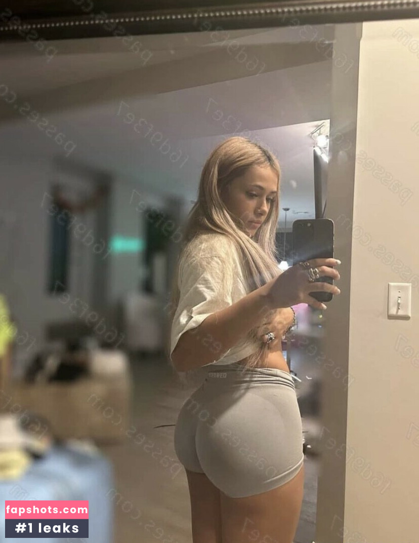 Demisux nude babe gallery