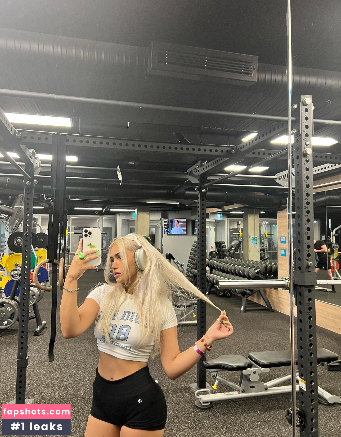 Demisux gallery photo #83