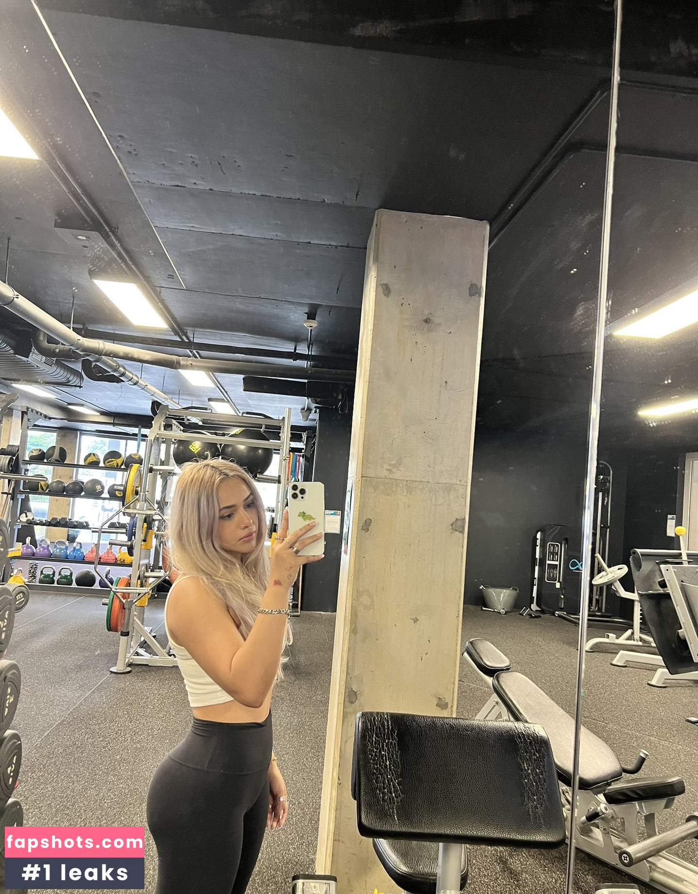 Demisux gallery photo #86