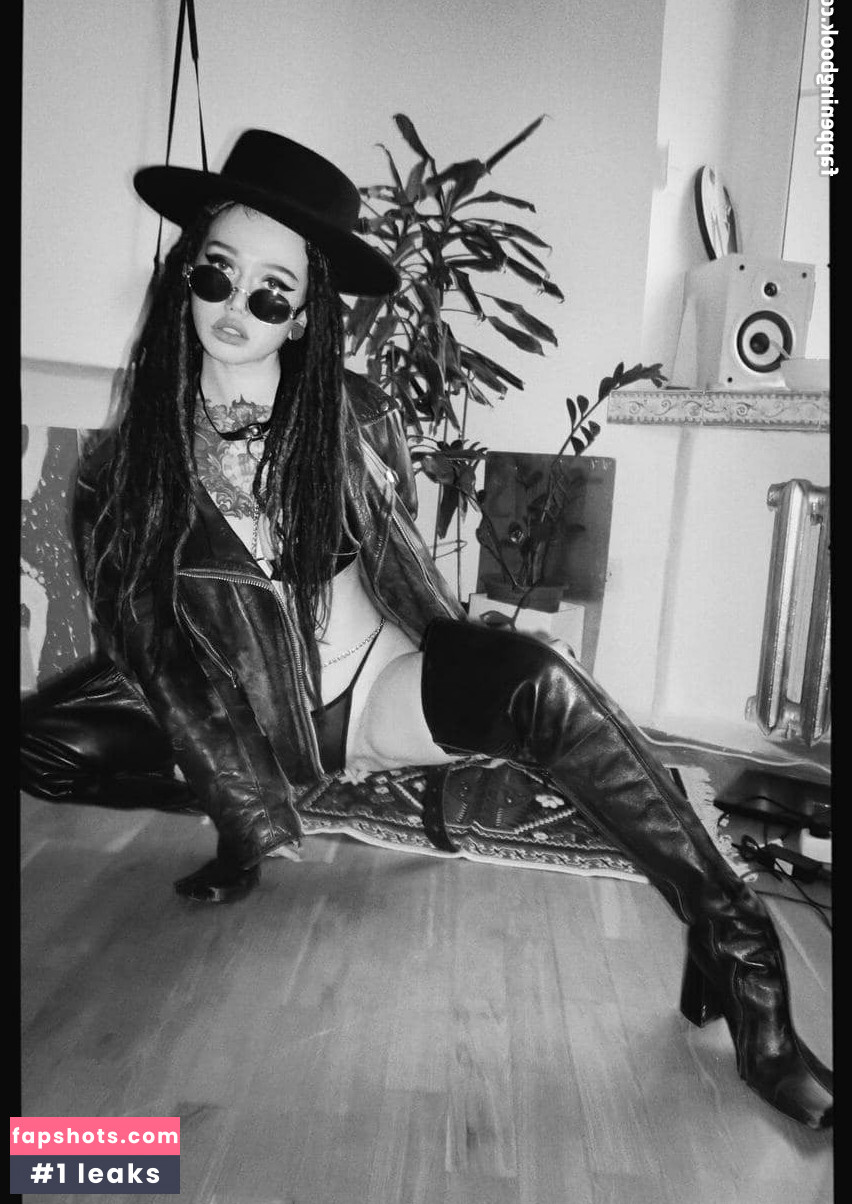 demonek0 gallery photo #24