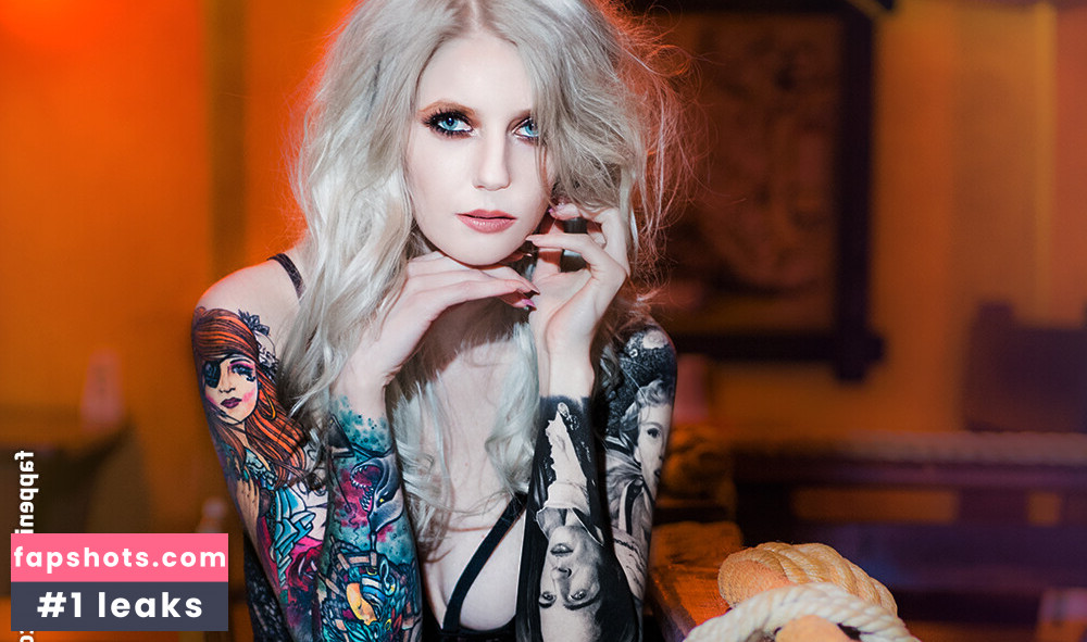 Demonica ASMR gallery photo #22