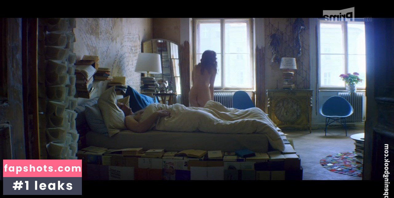 Denisa Nesvacilova gallery photo #2