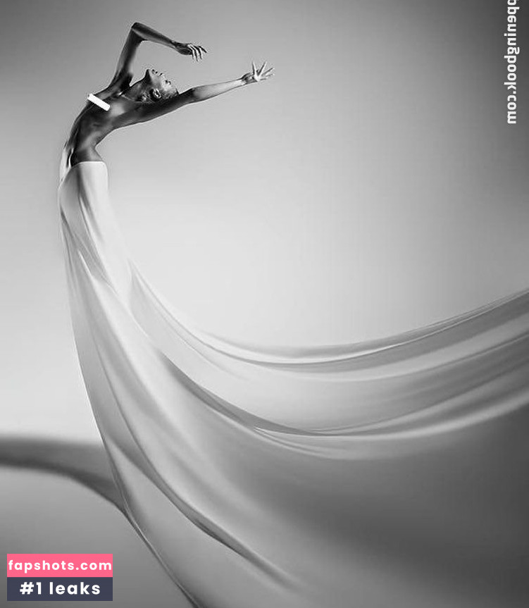 Denisa Strakova gallery photo #16