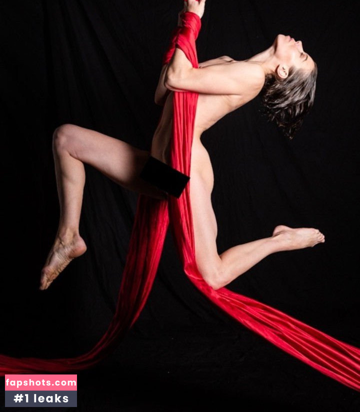 Denisa Strakova gallery photo #29