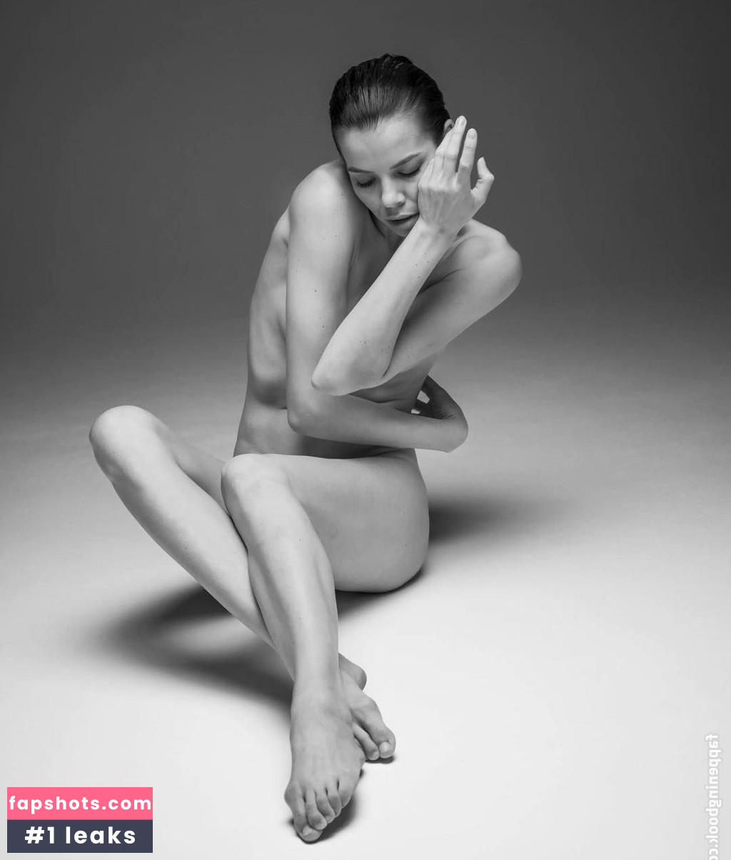 Denisa Strakova gallery photo #38