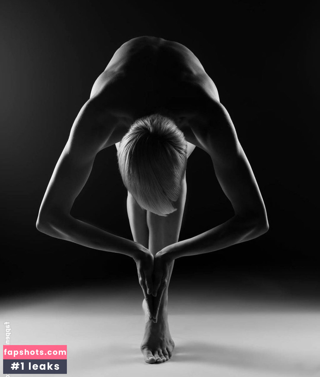 Denisa Strakova gallery photo #41