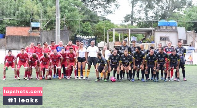 Denise Bueno nude babe gallery