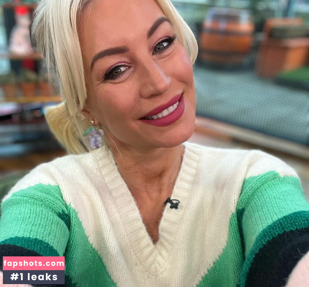 Denise Van Outen gallery photo #105