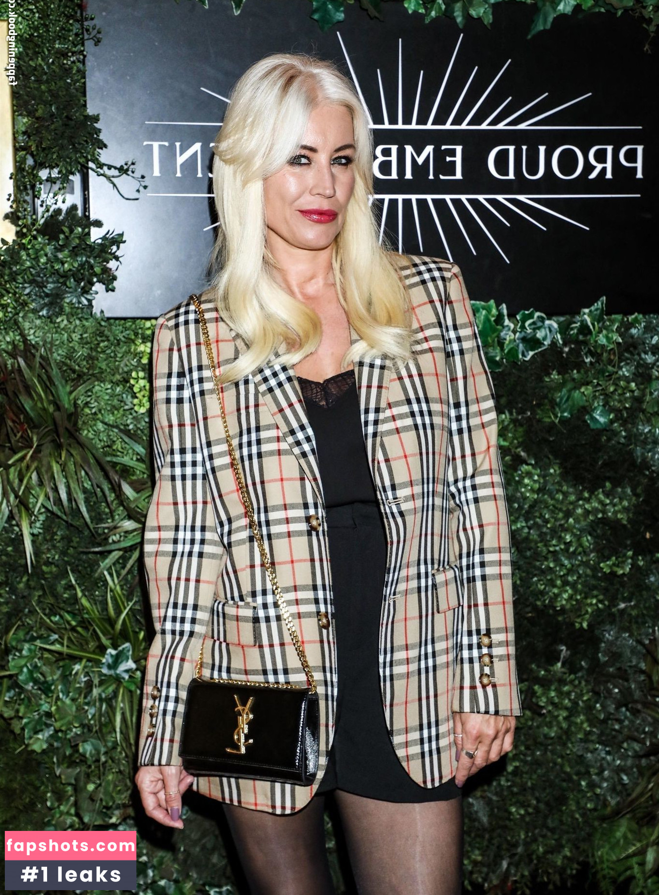 Denise Van Outen gallery photo #149