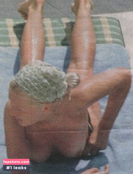 Denise Van Outen gallery photo #242