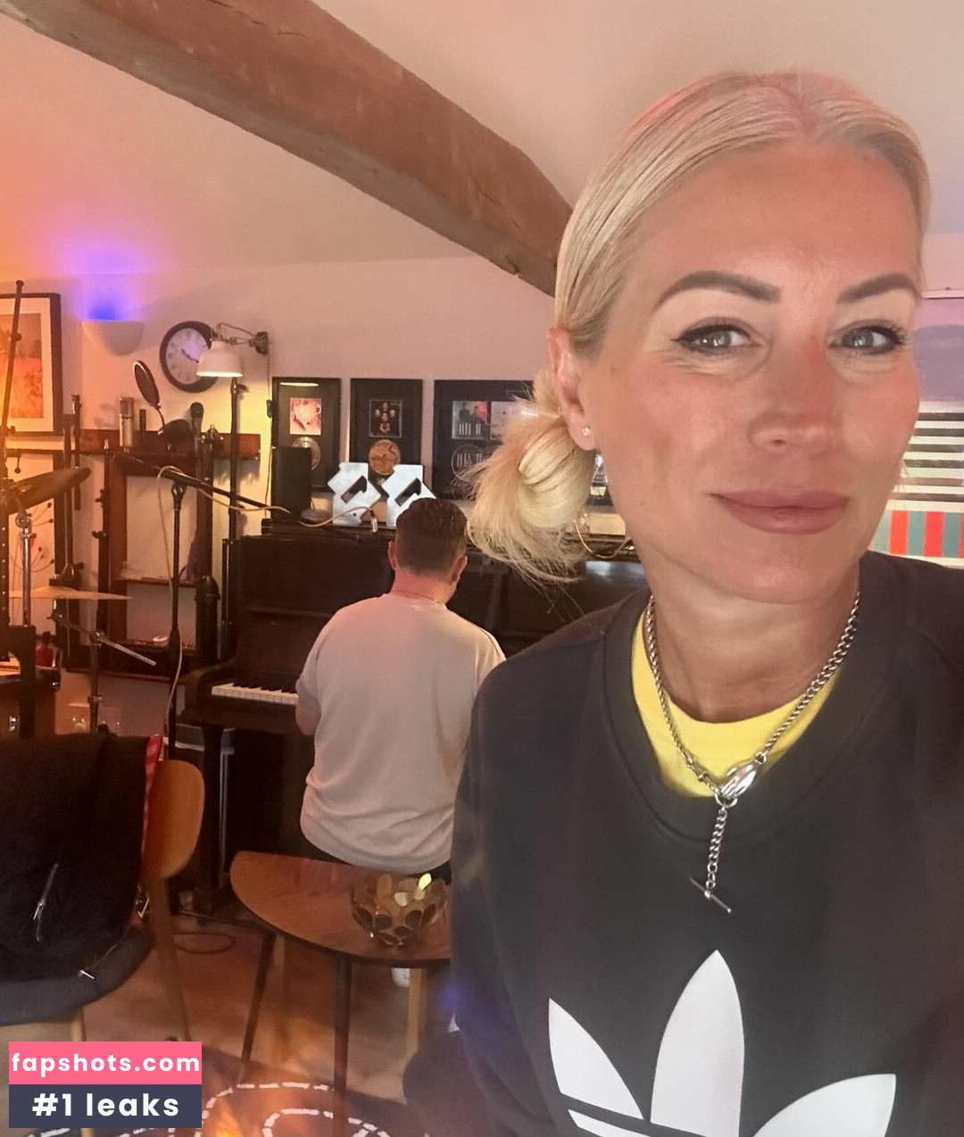 Denise Van Outen gallery photo #57