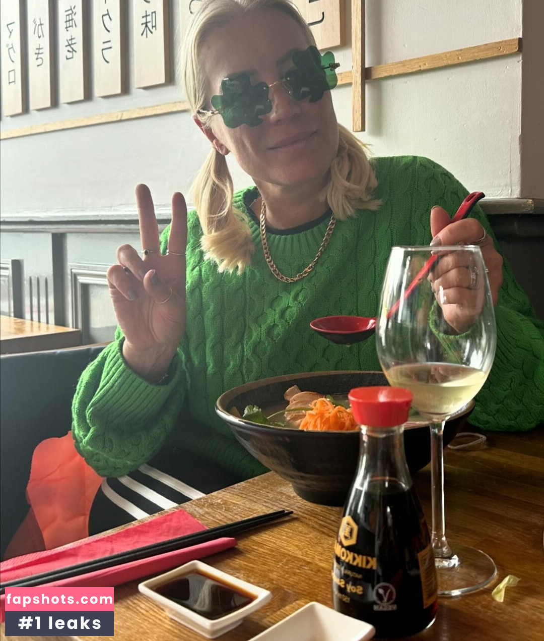 Denise Van Outen gallery photo #60