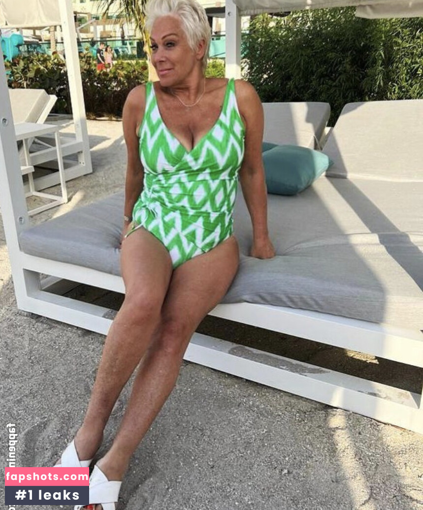 Denise Welch gallery photo #33