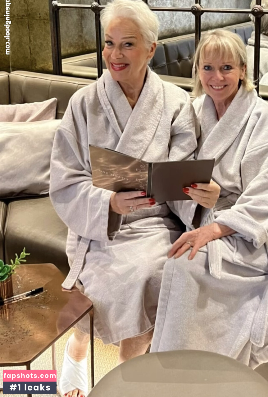 Denise Welch gallery photo #6