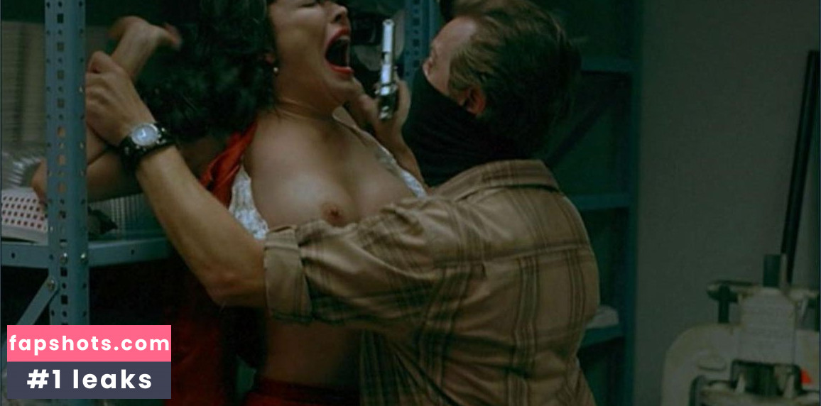 Deniz Akkaya gallery photo #3