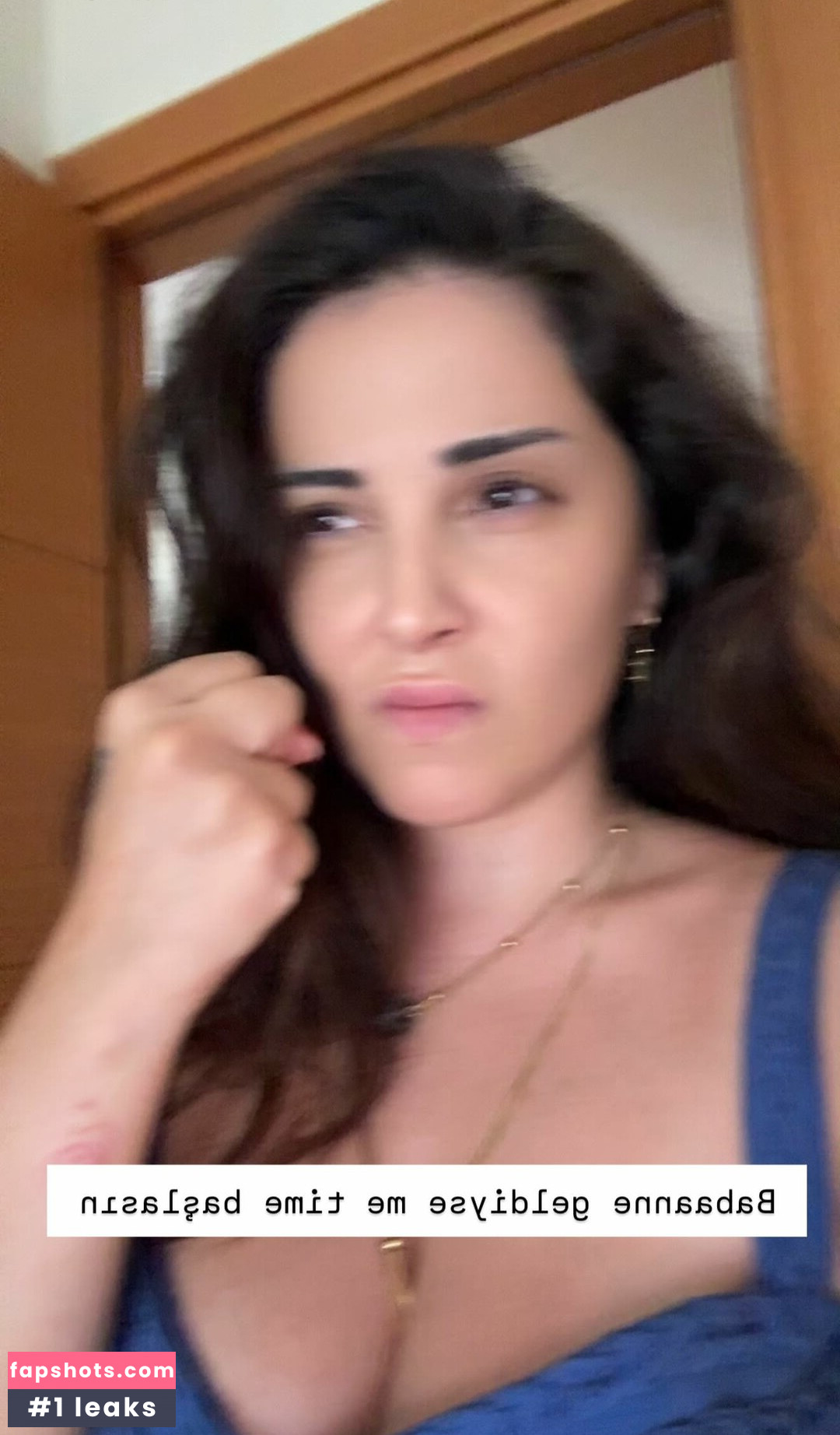 Deniz Bağdaş gallery photo #2