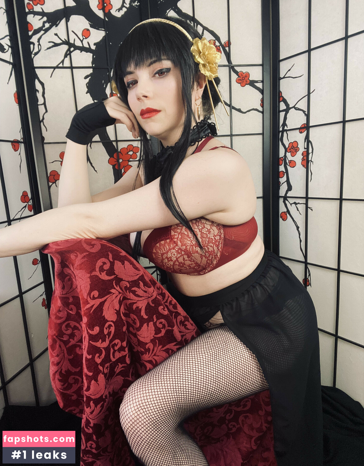 Dera Megurine gallery photo #14