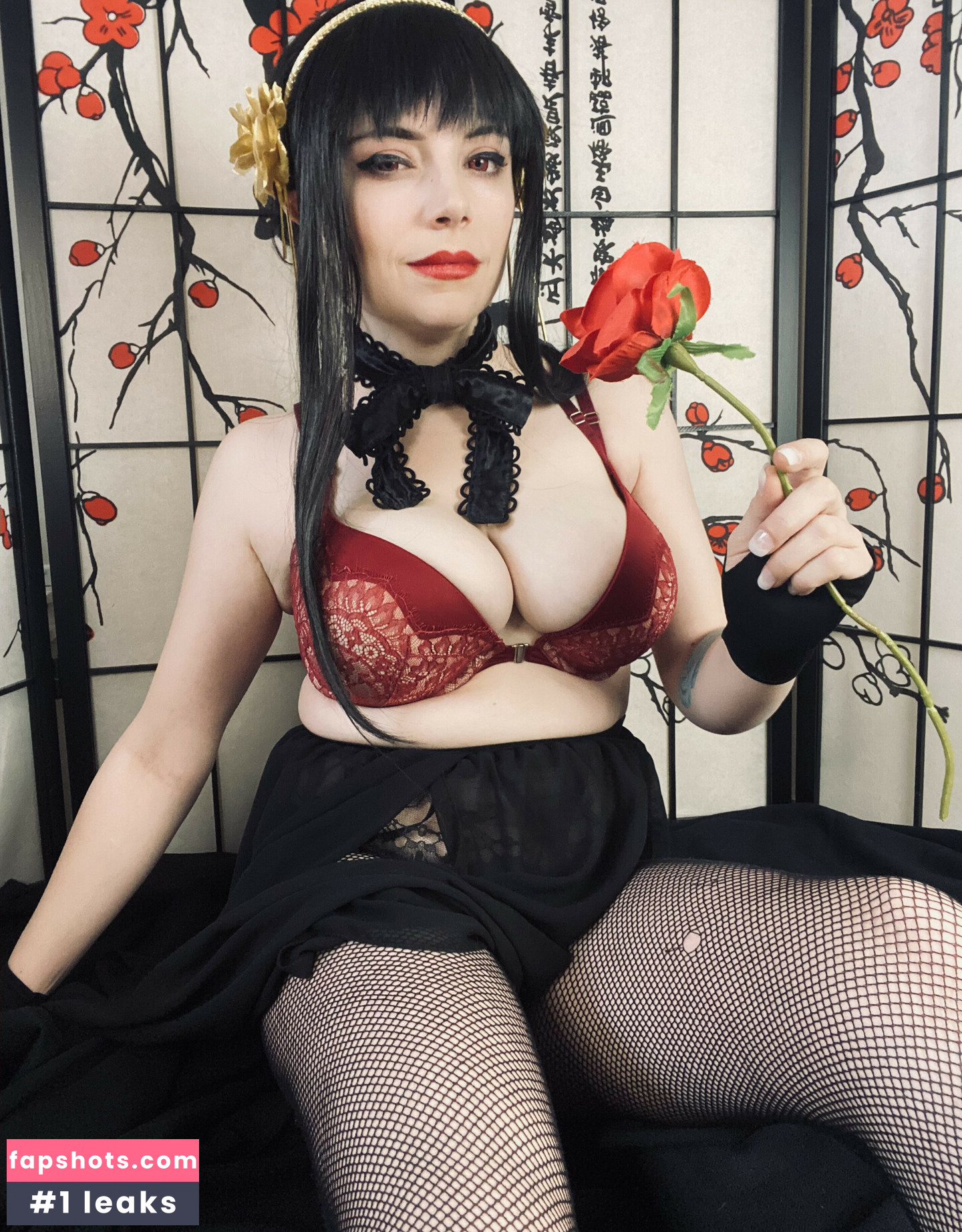 Dera Megurine gallery photo #21