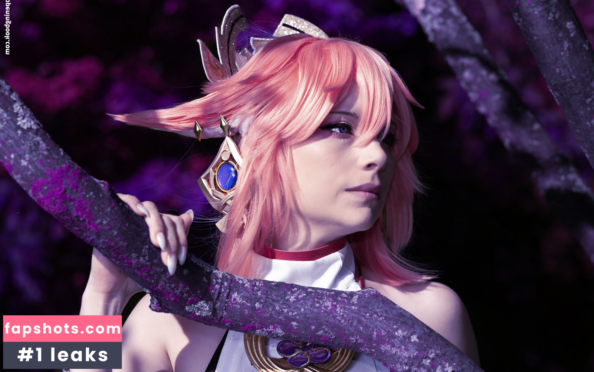 Dera Megurine gallery photo #67