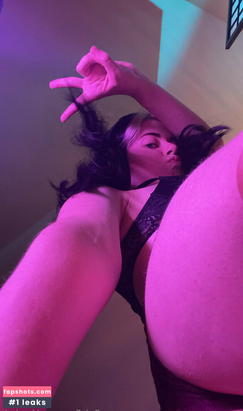 Derobat gallery photo #11