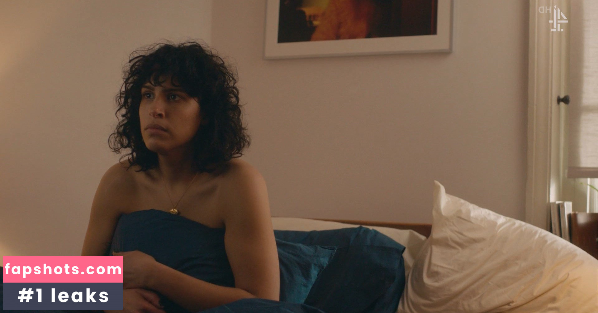 Desiree Akhavan gallery photo #3