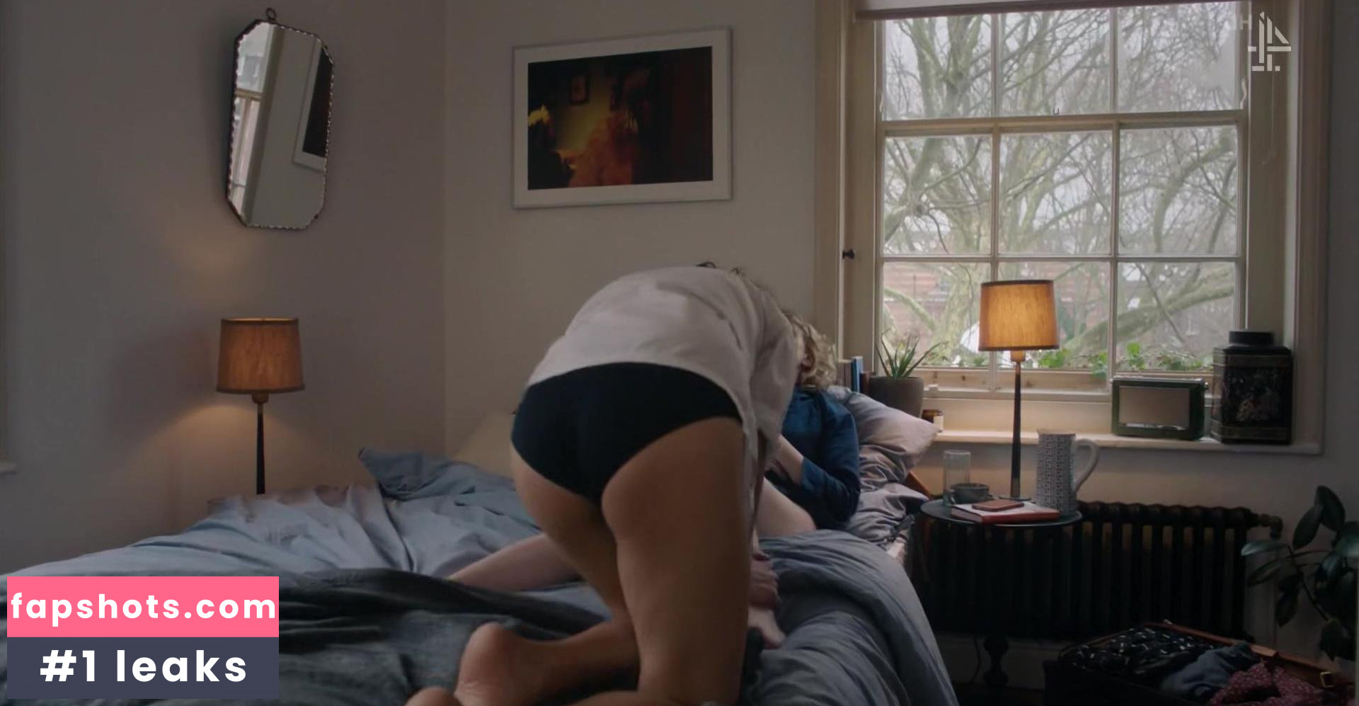 Desiree Akhavan gallery photo #32