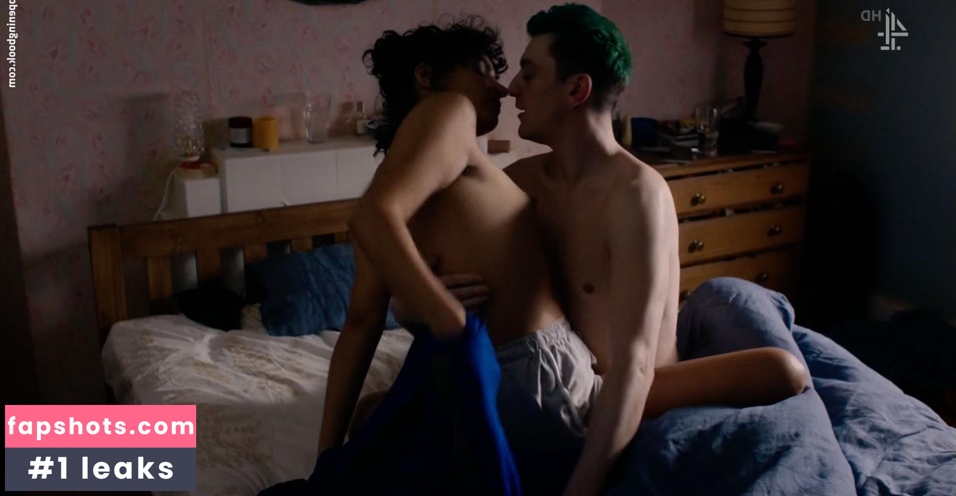 Desiree Akhavan gallery photo #44