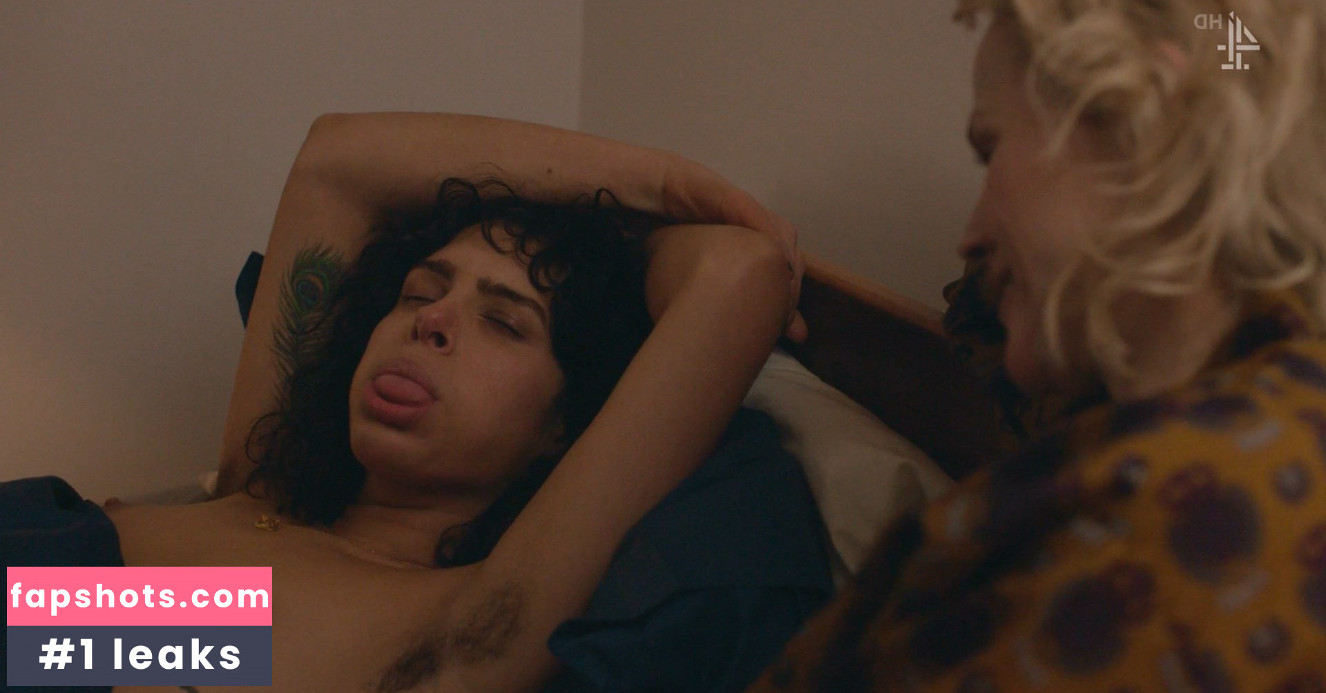 Desiree Akhavan gallery photo #7