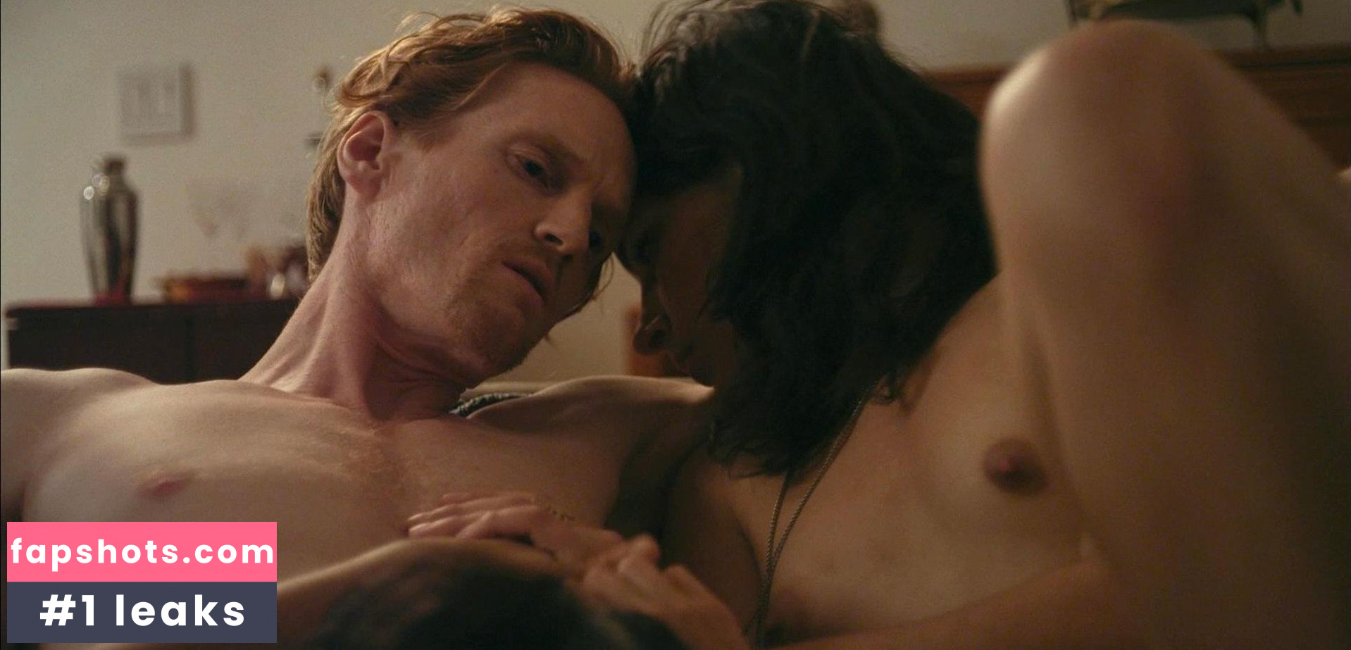 Desiree Akhavan gallery photo #65