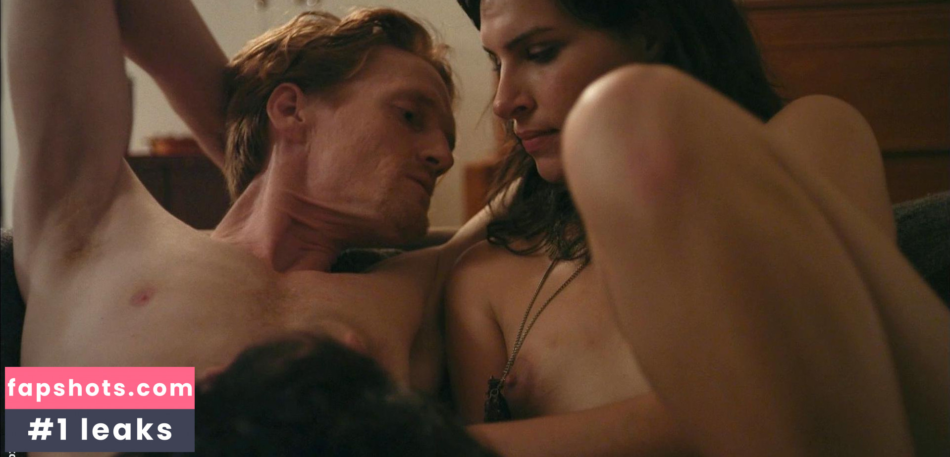 Desiree Akhavan gallery photo #66