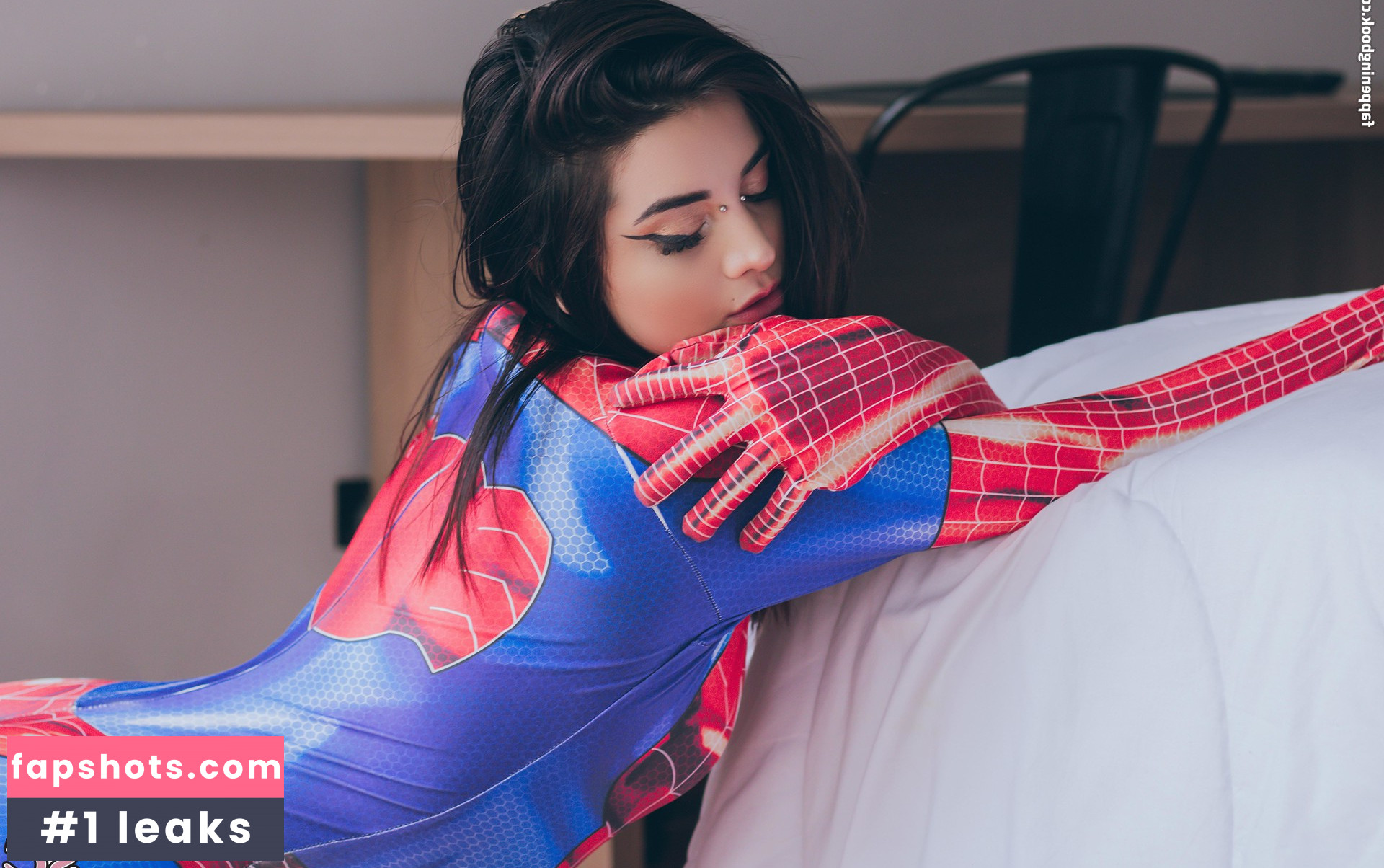 Deskicio Suicide gallery photo #146