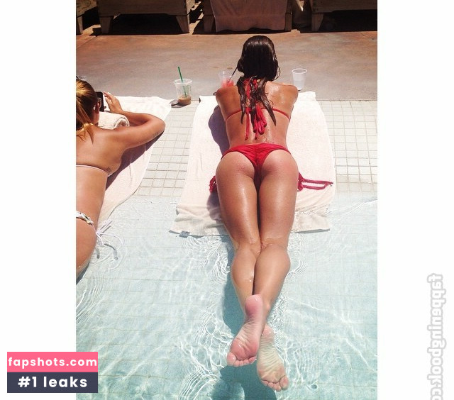 Dessie Mitcheson Nude Leaks OnlyFans Photos #6 - LeakJerk