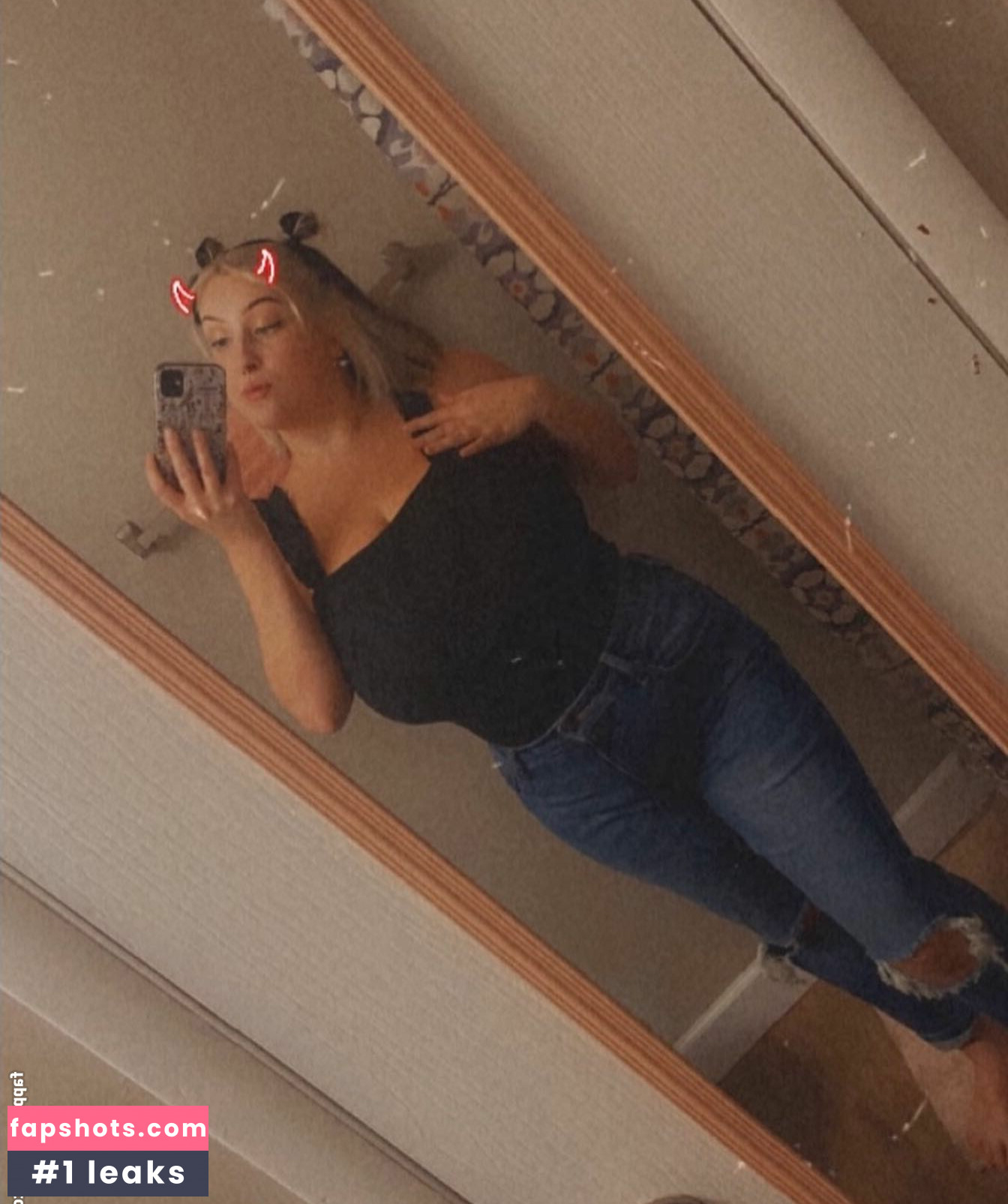 Destinee C gallery photo #11